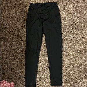 Sleek Black High-Rise Leggings